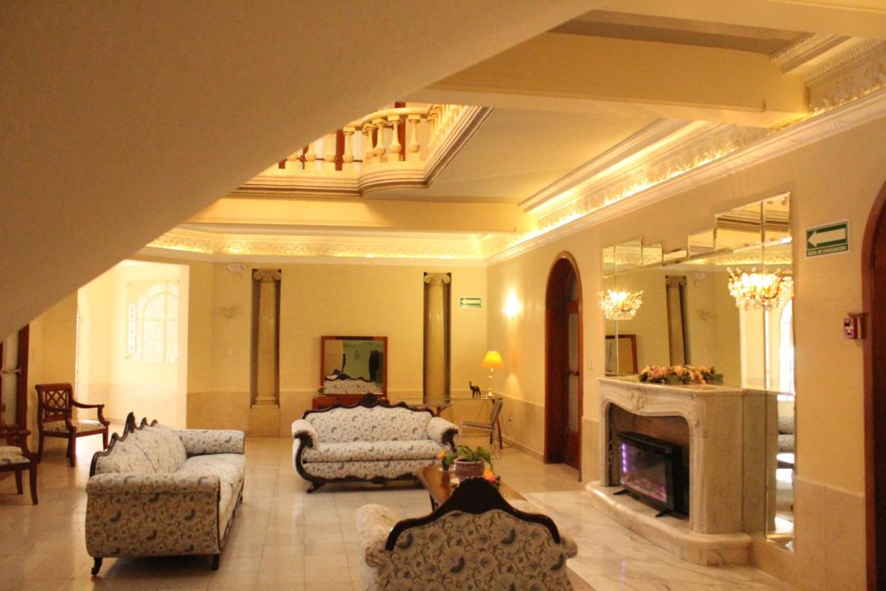 Hotel Gran Domo Леон Экстерьер фото