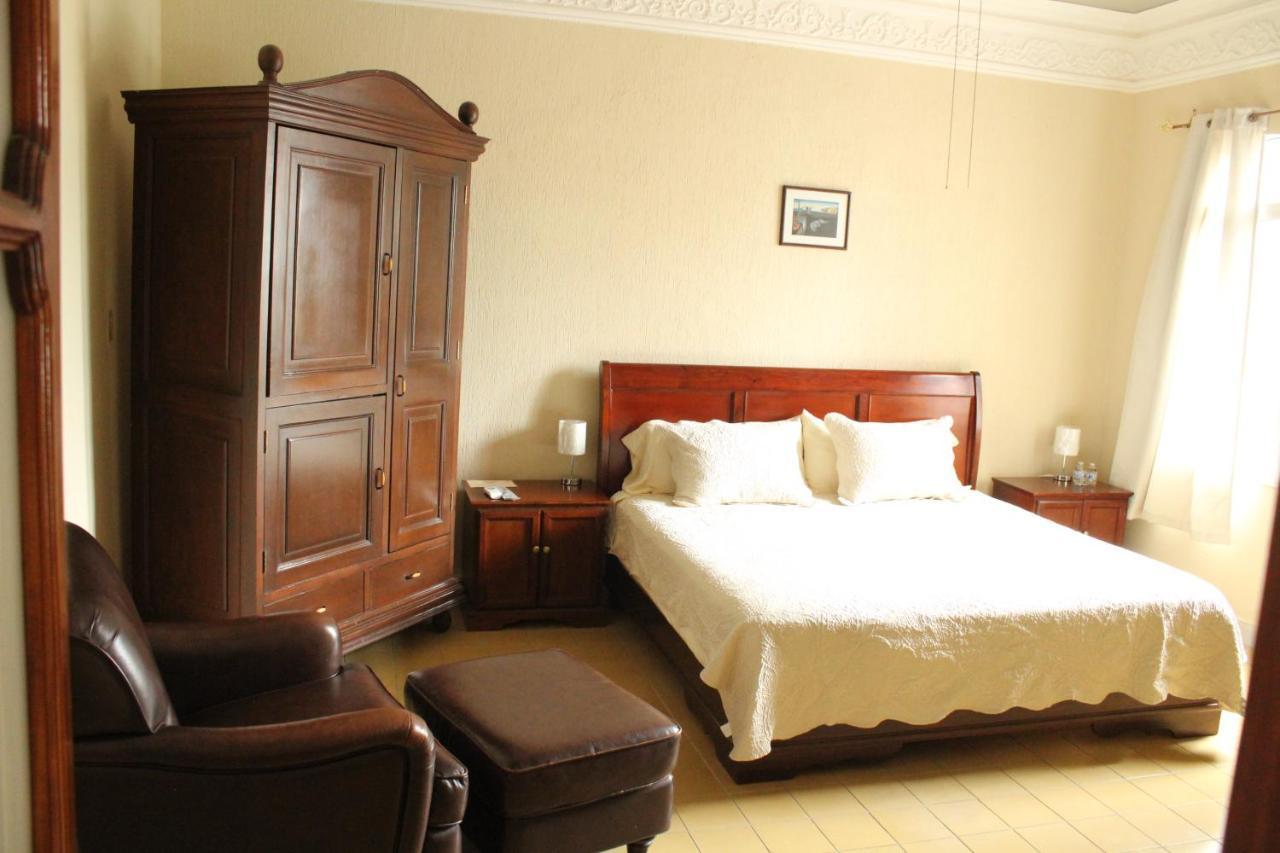 Hotel Gran Domo Леон Экстерьер фото
